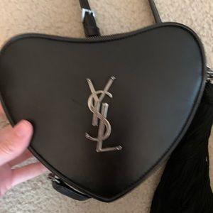 pre owned saint laurent bolsa